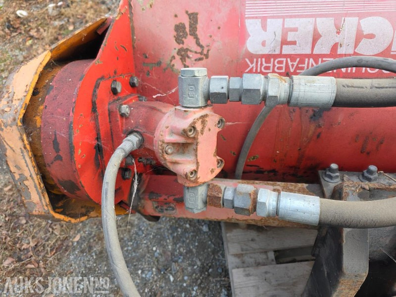 2005 G. Dücker GmbH & Co. KG MKT 13 R hydraulisk beitepuss / kantklipper - Landbouwmachine: afbeelding 4 2005 G. Dücker GmbH & Co. KG MKT 13 R hydraulisk beitepuss / kantklipper - Landbouwmachine: afbeelding 4