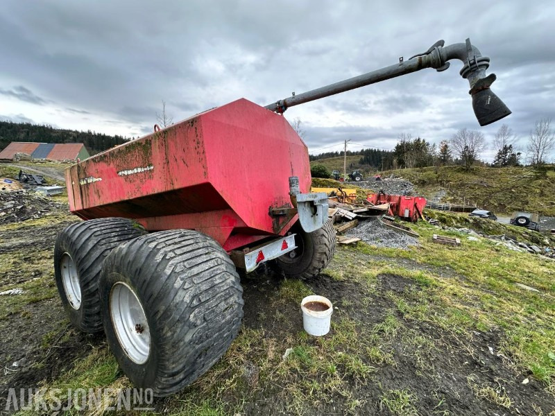 2005 MOI BG 8 Gjødselvogn m/Vogelsang spreder - Landbouwmachine: afbeelding 3 2005 MOI BG 8 Gjødselvogn m/Vogelsang spreder - Landbouwmachine: afbeelding 3
