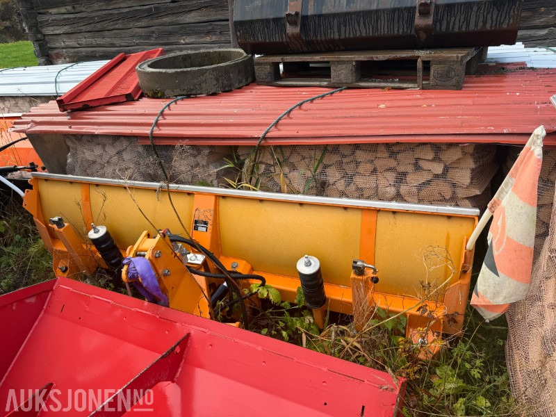 2008 ZAUGG AG Eggiwil (Sveits) G8K-240 snøskjær / snøplog - Landbouwmachine: afbeelding 2 2008 ZAUGG AG Eggiwil (Sveits) G8K-240 snøskjær / snøplog - Landbouwmachine: afbeelding 2