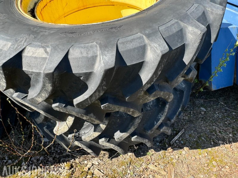2010 tvillinghjul 460/85R38 - Landbouwmachine: afbeelding 1 2010 tvillinghjul 460/85R38 - Landbouwmachine: afbeelding 1