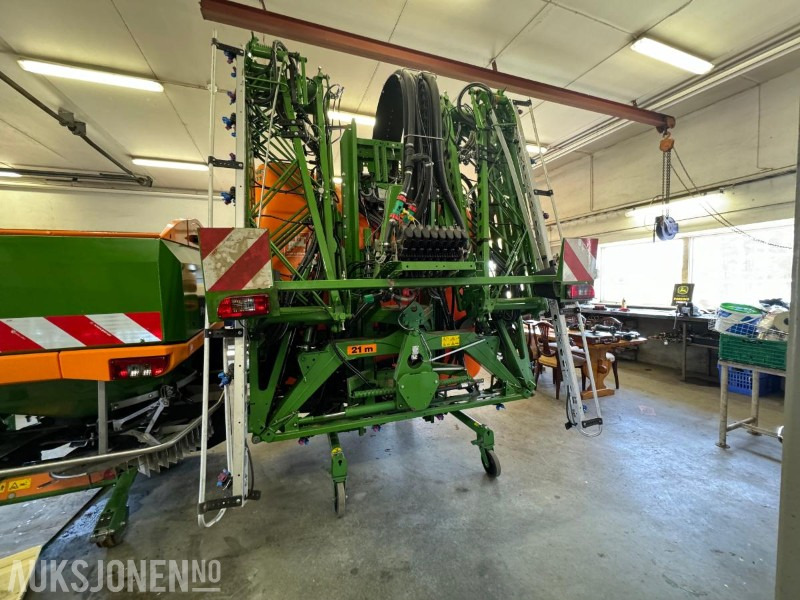 2011 amazonen uf 1801 21 meter m/ front tank - Landbouwmachine: afbeelding 5 2011 amazonen uf 1801 21 meter m/ front tank - Landbouwmachine: afbeelding 5