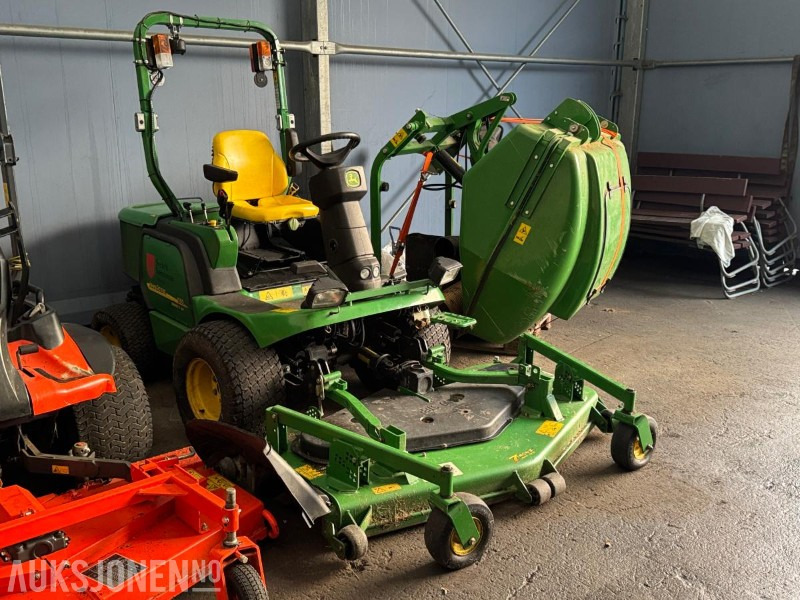 2012 John Deere 1565 Sitteklipper med oppsamler / Plentraktor / 947 timer - Landbouwmachine: afbeelding 4 2012 John Deere 1565 Sitteklipper med oppsamler / Plentraktor / 947 timer - Landbouwmachine: afbeelding 4