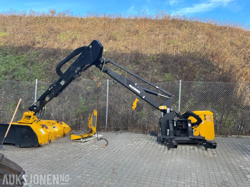 2012 McConnel PA 8085 Power Arm med RH1500 Kantklipper/Beitepusser - Landbouwmachine: afbeelding 1 2012 McConnel PA 8085 Power Arm med RH1500 Kantklipper/Beitepusser - Landbouwmachine: afbeelding 1