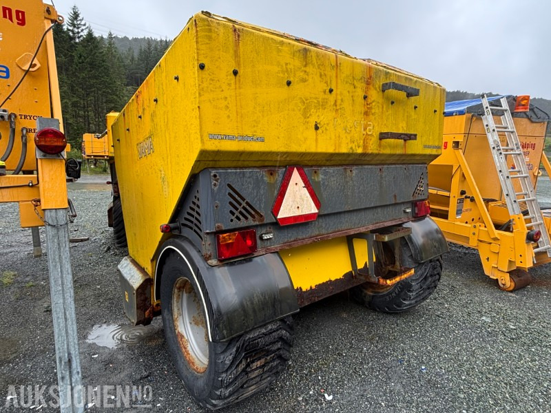 2013 Vama TH 5500 Etterhengende Spreder Traktor - Landbouwmachine: afbeelding 3 2013 Vama TH 5500 Etterhengende Spreder Traktor - Landbouwmachine: afbeelding 3