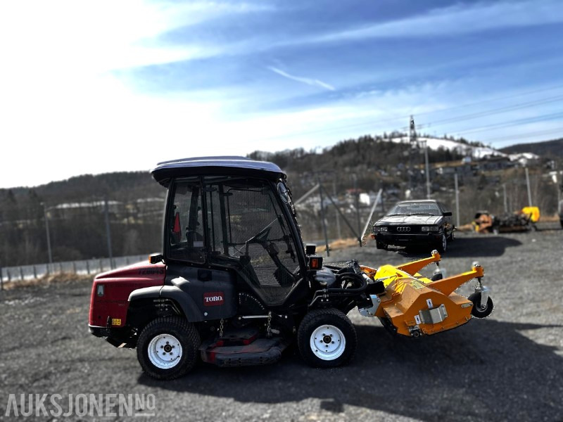 2015 Toro Groundsmaster 360 sitteklipper - Landbouwmachine: afbeelding 2 2015 Toro Groundsmaster 360 sitteklipper - Landbouwmachine: afbeelding 2