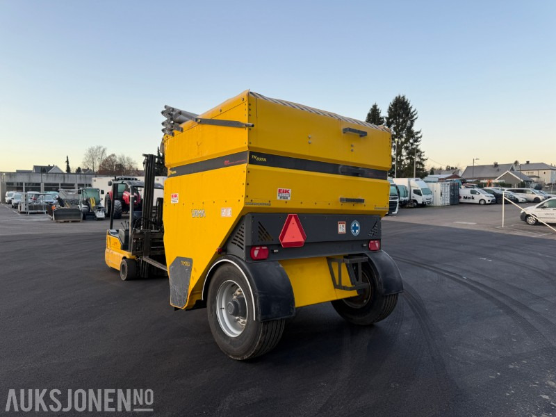 2022 Vama TH-8000L Strøvogn - Levert ny høsten 2023 – Meget pen og lite brukt - Landbouwmachine: afbeelding 5 2022 Vama TH-8000L Strøvogn - Levert ny høsten 2023 – Meget pen og lite brukt - Landbouwmachine: afbeelding 5