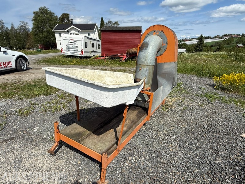 Bærrensker til traktor - brukt til solbær - Landbouwmachine: afbeelding 2 Bærrensker til traktor - brukt til solbær - Landbouwmachine: afbeelding 2