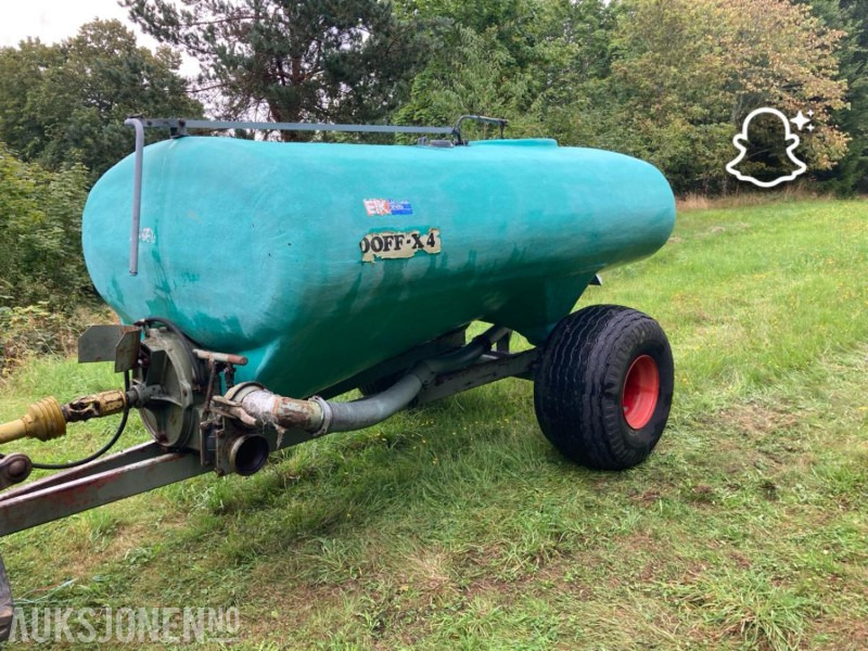 Doff x4 gjødselsvogn - mva fri - Landbouwmachine: afbeelding 1 Doff x4 gjødselsvogn - mva fri - Landbouwmachine: afbeelding 1