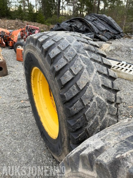 Nokian tri2 540/65R30 vinterhjul - Landbouwmachine: afbeelding 3 Nokian tri2 540/65R30 vinterhjul - Landbouwmachine: afbeelding 3