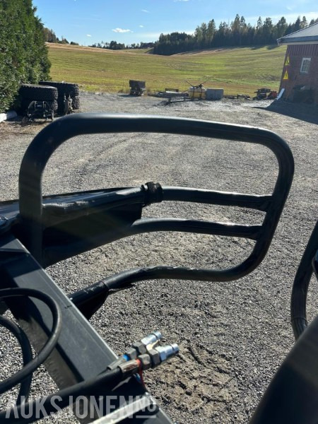 Quicke Unigrip rundballe klype - Landbouwmachine: afbeelding 2 Quicke Unigrip rundballe klype - Landbouwmachine: afbeelding 2