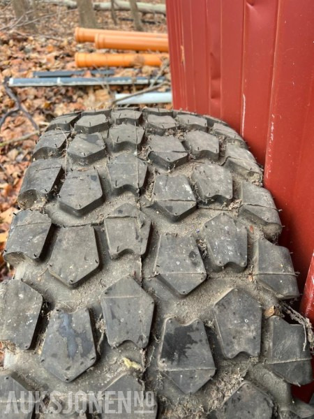 Ubrukt dekk med felg 400R 22,5 - 22,5x11,75 - Landbouwmachine: afbeelding 3 Ubrukt dekk med felg 400R 22,5 - 22,5x11,75 - Landbouwmachine: afbeelding 3