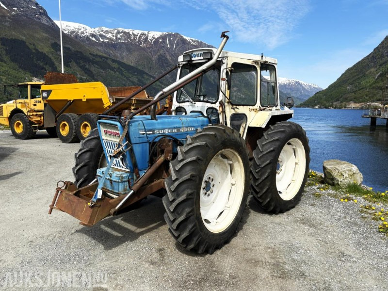 Lothepus selger sin 1970 Ford County 754 Super Four - Tractor: afbeelding 1 Lothepus selger sin 1970 Ford County 754 Super Four - Tractor: afbeelding 1