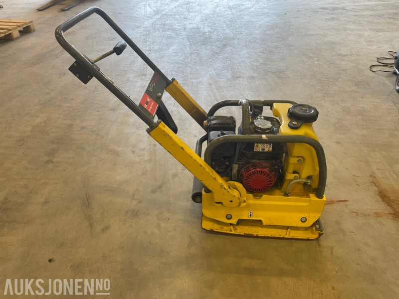 Vibroplate Wacker Neuson WPU1550AW - Wals: afbeelding 1 Vibroplate Wacker Neuson WPU1550AW - Wals: afbeelding 1