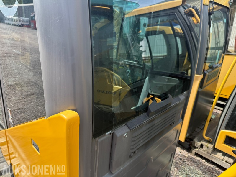 Volvo Førerhus til EC140E, EC160E, EC180E, EW160E, EWR150E, EWR170E - Bouwmaterieel: afbeelding 5 Volvo Førerhus til EC140E, EC160E, EC180E, EW160E, EWR150E, EWR170E - Bouwmaterieel: afbeelding 5