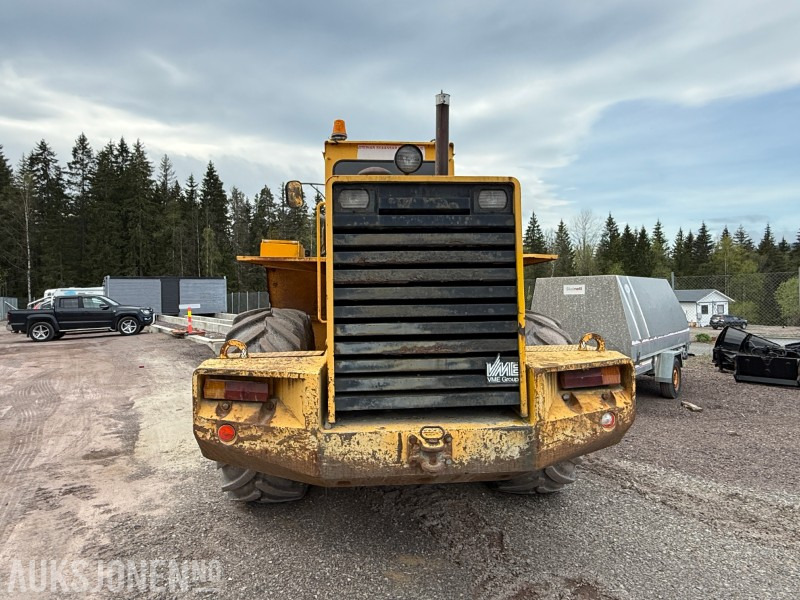Volvo L120 Hjullaster - 4x4 - Gjerstad 2900L skuff - Nylig byttet dekk - Vekt montert - Wiellader: afbeelding 5 Volvo L120 Hjullaster - 4x4 - Gjerstad 2900L skuff - Nylig byttet dekk - Vekt montert - Wiellader: afbeelding 5