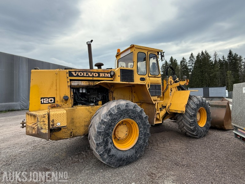 Wiellader Volvo L120 Hjullaster - 4x4 - Gjerstad 2900L skuff - Nylig byttet dekk - Vekt montert: afbeelding 7