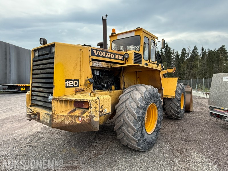 Wiellader Volvo L120 Hjullaster - 4x4 - Gjerstad 2900L skuff - Nylig byttet dekk - Vekt montert: afbeelding 6