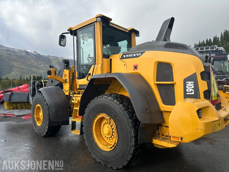 Volvo L90H HJULLASTER MED MYE UTSTYR - 7247 TIMER - Wiellader: afbeelding 3 Volvo L90H HJULLASTER MED MYE UTSTYR - 7247 TIMER - Wiellader: afbeelding 3