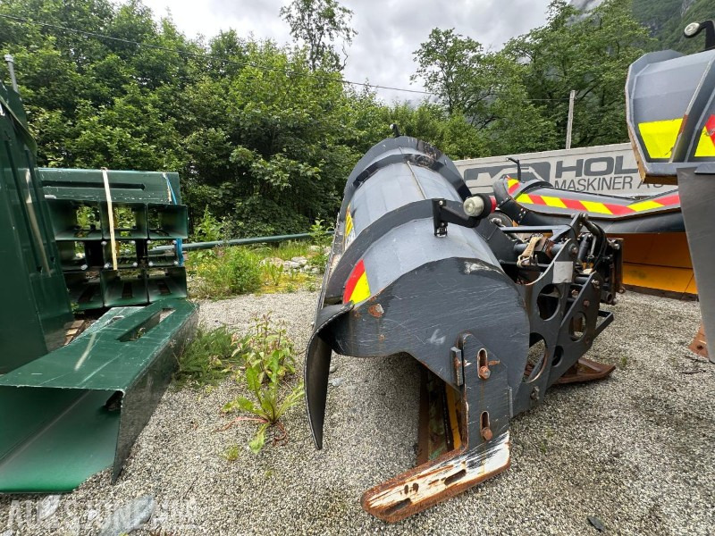 Øveraasen Høyfjellsplog / Diagonalplog - DEH-285 D - Vrachtwagen: afbeelding 4 Øveraasen Høyfjellsplog / Diagonalplog - DEH-285 D - Vrachtwagen: afbeelding 4