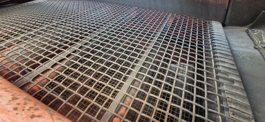 Sandvik QA 450 - Zeefinstallatie: afbeelding 2 Sandvik QA 450 - Zeefinstallatie: afbeelding 2