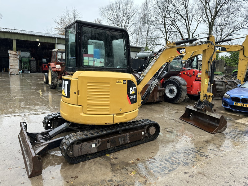 Caterpillar 303.5E CR All functions 3 buckets - Minigraafmachine: afbeelding 5 Caterpillar 303.5E CR All functions 3 buckets - Minigraafmachine: afbeelding 5
