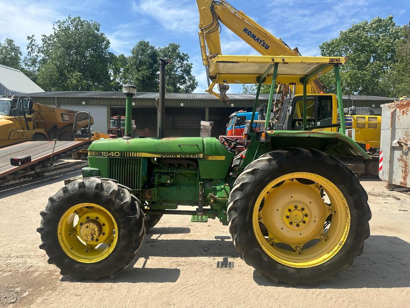 John Deere 1640 4x4 - Portaaltractor: afbeelding 3 John Deere 1640 4x4 - Portaaltractor: afbeelding 3