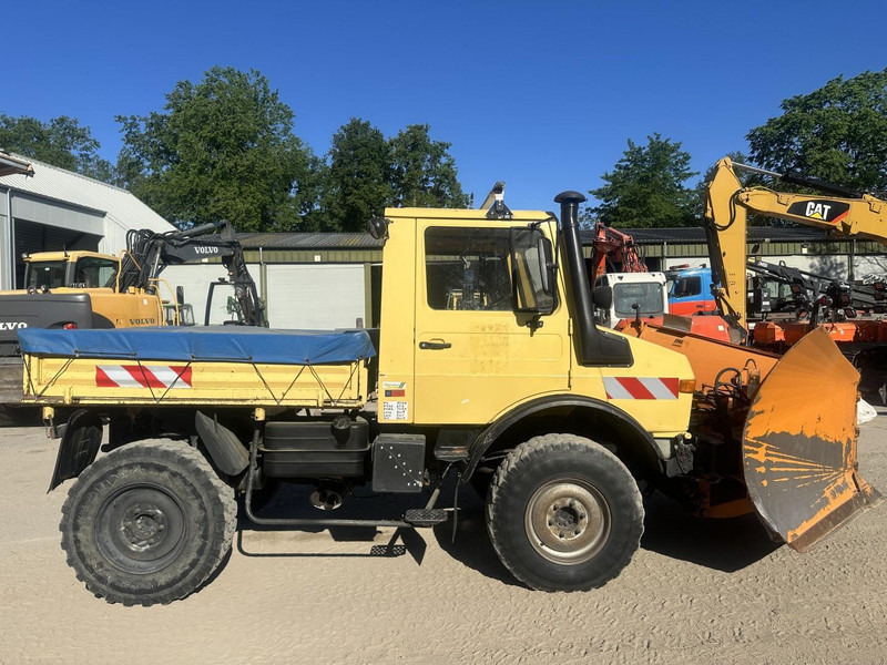 Mercedes-Benz Unimog U 1000 32.883km // ORIGINAL MILEAGE - Sneeuwruimer: afbeelding 4 Mercedes-Benz Unimog U 1000 32.883km // ORIGINAL MILEAGE - Sneeuwruimer: afbeelding 4