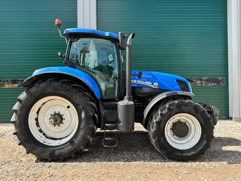 New Holland T7.235 Power Command - Tractor: afbeelding 4 New Holland T7.235 Power Command - Tractor: afbeelding 4