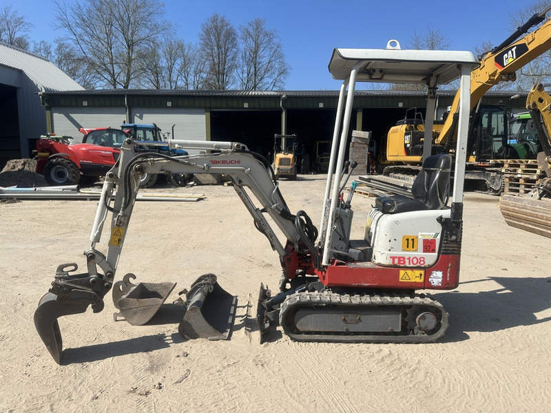 Takeuchi TB 108 3 buckets - Minigraafmachine: afbeelding 2 Takeuchi TB 108 3 buckets - Minigraafmachine: afbeelding 2