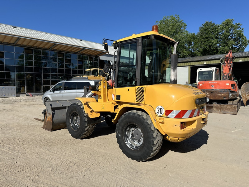 Volvo L 35 B - Z / S German machine - Bucket & Forks - Wiellader: afbeelding 5 Volvo L 35 B - Z / S German machine - Bucket & Forks - Wiellader: afbeelding 5