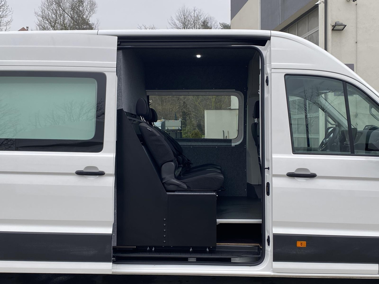 MAN TGE L4H3 180KM | SITZBANK ZWEITE REIHE + FLEXMO EINRICHTUNG - Personenvervoer: afbeelding 1 MAN TGE L4H3 180KM | SITZBANK ZWEITE REIHE + FLEXMO EINRICHTUNG - Personenvervoer: afbeelding 1