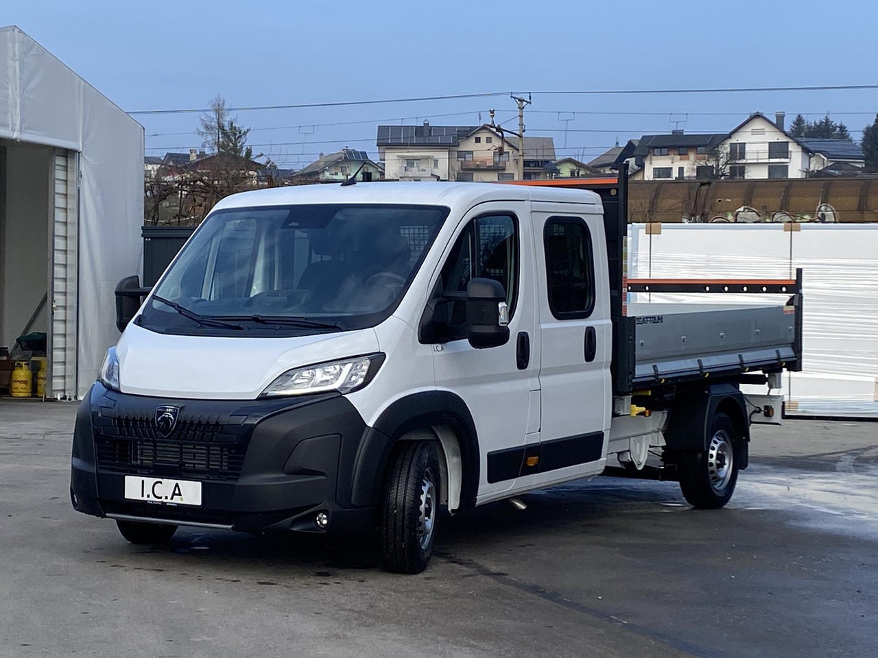 PEUGEOT BOXER L4 DOKA 180 PS | SCATTOLINI DREISEITENKIPPER 3150MM - Kipper bestelwagen, Bestelwagen met dubbele cabine: afbeelding 2 PEUGEOT BOXER L4 DOKA 180 PS | SCATTOLINI DREISEITENKIPPER 3150MM - Kipper bestelwagen, Bestelwagen met dubbele cabine: afbeelding 2