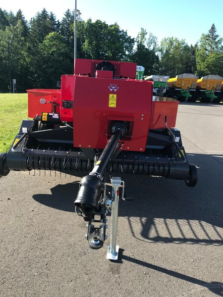 Massey Ferguson MF 1840 - Vierkante balenpers: afbeelding 2 Massey Ferguson MF 1840 - Vierkante balenpers: afbeelding 2