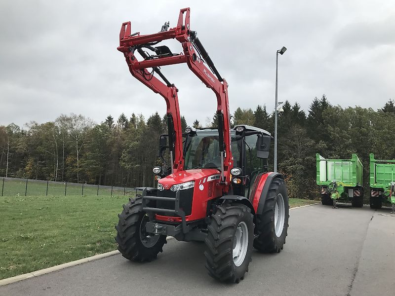 Massey Ferguson MF 4709 M Dyna-2 - Tractor: afbeelding 5 Massey Ferguson MF 4709 M Dyna-2 - Tractor: afbeelding 5