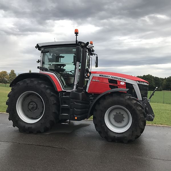 Massey Ferguson MF 8S.305 Exclusive - Tractor: afbeelding 1 Massey Ferguson MF 8S.305 Exclusive - Tractor: afbeelding 1