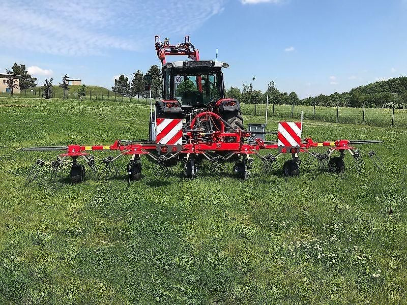 Massey Ferguson MF TD 676 DN / FELLA SANOS 6606 DN - Hooischudder: afbeelding 4 Massey Ferguson MF TD 676 DN / FELLA SANOS 6606 DN - Hooischudder: afbeelding 4