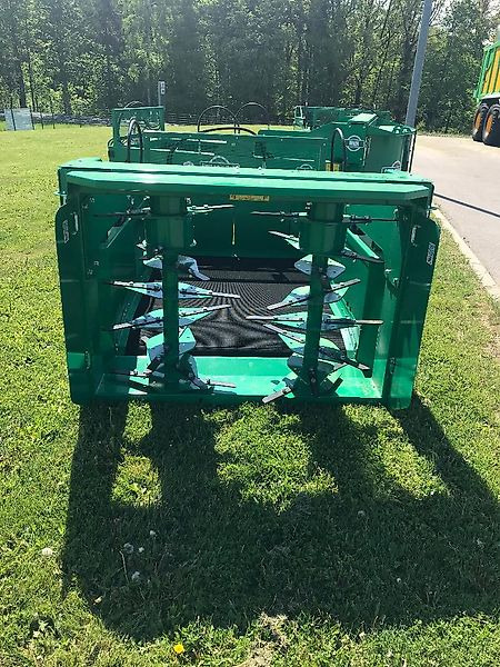 Spread-a-Bale MINI GREEN - 2VR-100 - Veeteelt materiaal: afbeelding 3 Spread-a-Bale MINI GREEN - 2VR-100 - Veeteelt materiaal: afbeelding 3