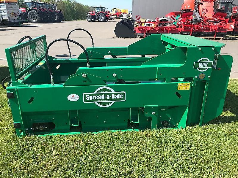 Spread-a-Bale MINI GREEN - 2VR-100 - Veeteelt materiaal: afbeelding 2 Spread-a-Bale MINI GREEN - 2VR-100 - Veeteelt materiaal: afbeelding 2
