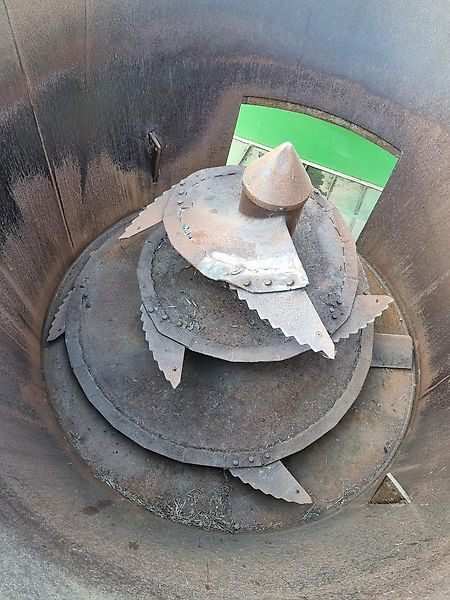 Strautmann Verti-Mix 1050 - Voermengwagen: afbeelding 5 Strautmann Verti-Mix 1050 - Voermengwagen: afbeelding 5