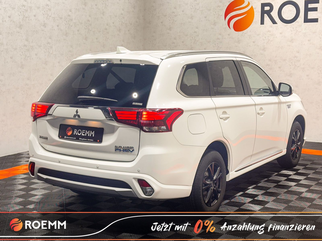 Mitsubishi Outlander PHEV Basis 4WD*GARANTIE*Touchscreen* - SUV: afbeelding 5 Mitsubishi Outlander PHEV Basis 4WD*GARANTIE*Touchscreen* - SUV: afbeelding 5