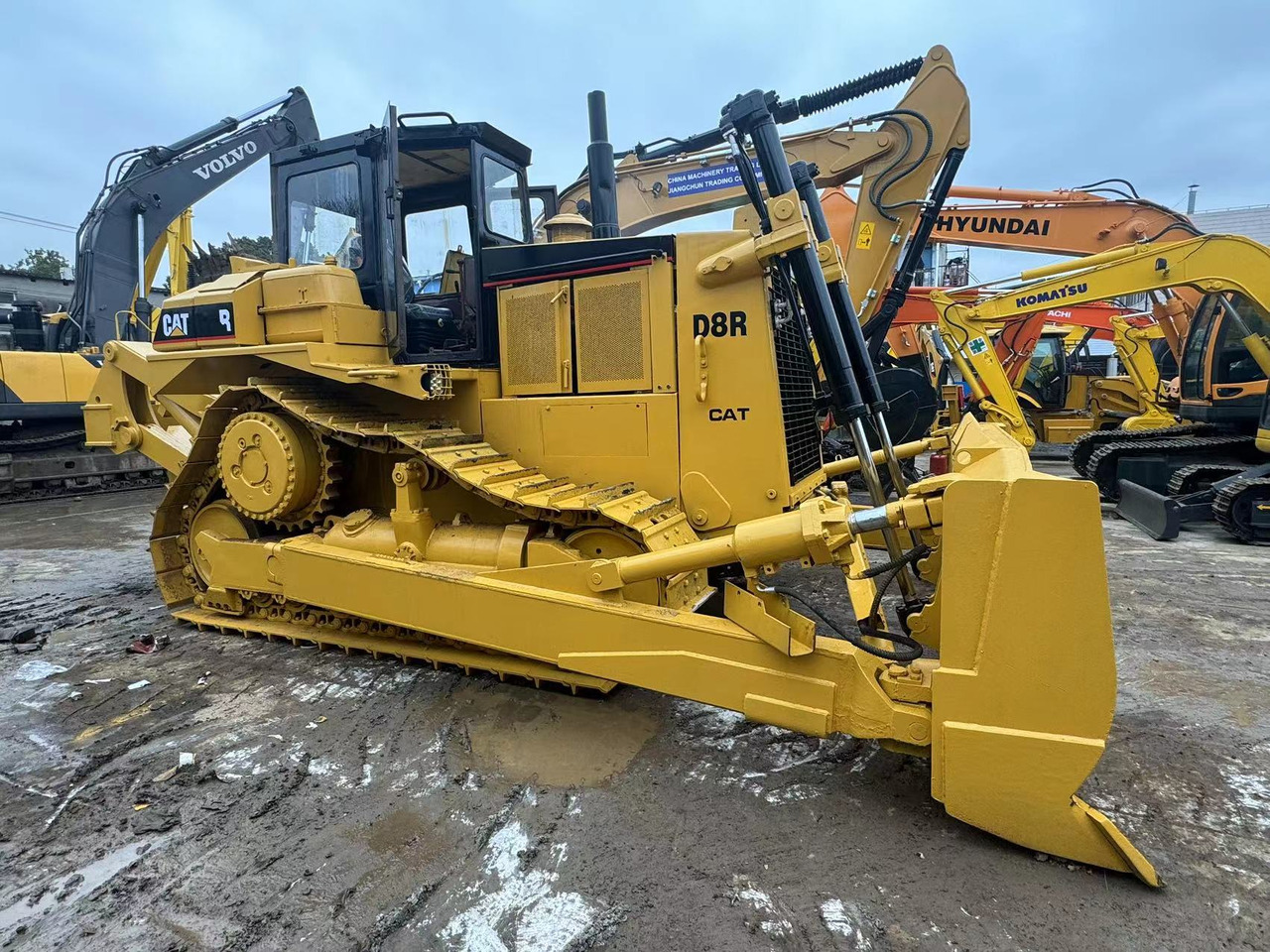 Caterpillar CAT D8R D8T D7H D7R D7G D7R D7E Used Bulldozer in Excellent Work Condition for Slae - Bulldozer: afbeelding 4 Caterpillar CAT D8R D8T D7H D7R D7G D7R D7E Used Bulldozer in Excellent Work Condition for Slae - Bulldozer: afbeelding 4