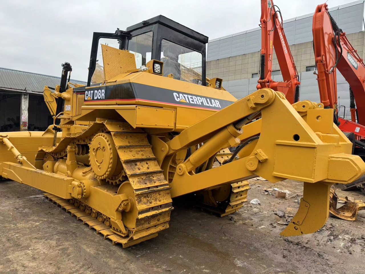 Caterpillar CAT D8R D8T D7H D7R D7G D7R D7E Used Bulldozer in Excellent Work Condition for Slae - Bulldozer: afbeelding 2 Caterpillar CAT D8R D8T D7H D7R D7G D7R D7E Used Bulldozer in Excellent Work Condition for Slae - Bulldozer: afbeelding 2