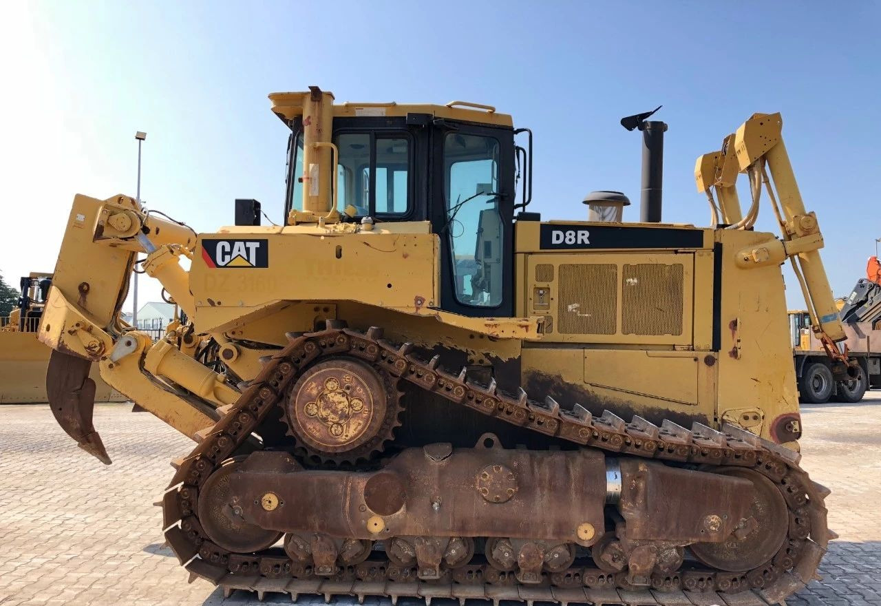 Caterpillar CAT D8R D8T D9R D10R D6G D6H D6R D7H D7E D7R Used Bulldozer Secondhand Bulldozers in High Quality - Bulldozer: afbeelding 5 Caterpillar CAT D8R D8T D9R D10R D6G D6H D6R D7H D7E D7R Used Bulldozer Secondhand Bulldozers in High Quality - Bulldozer: afbeelding 5