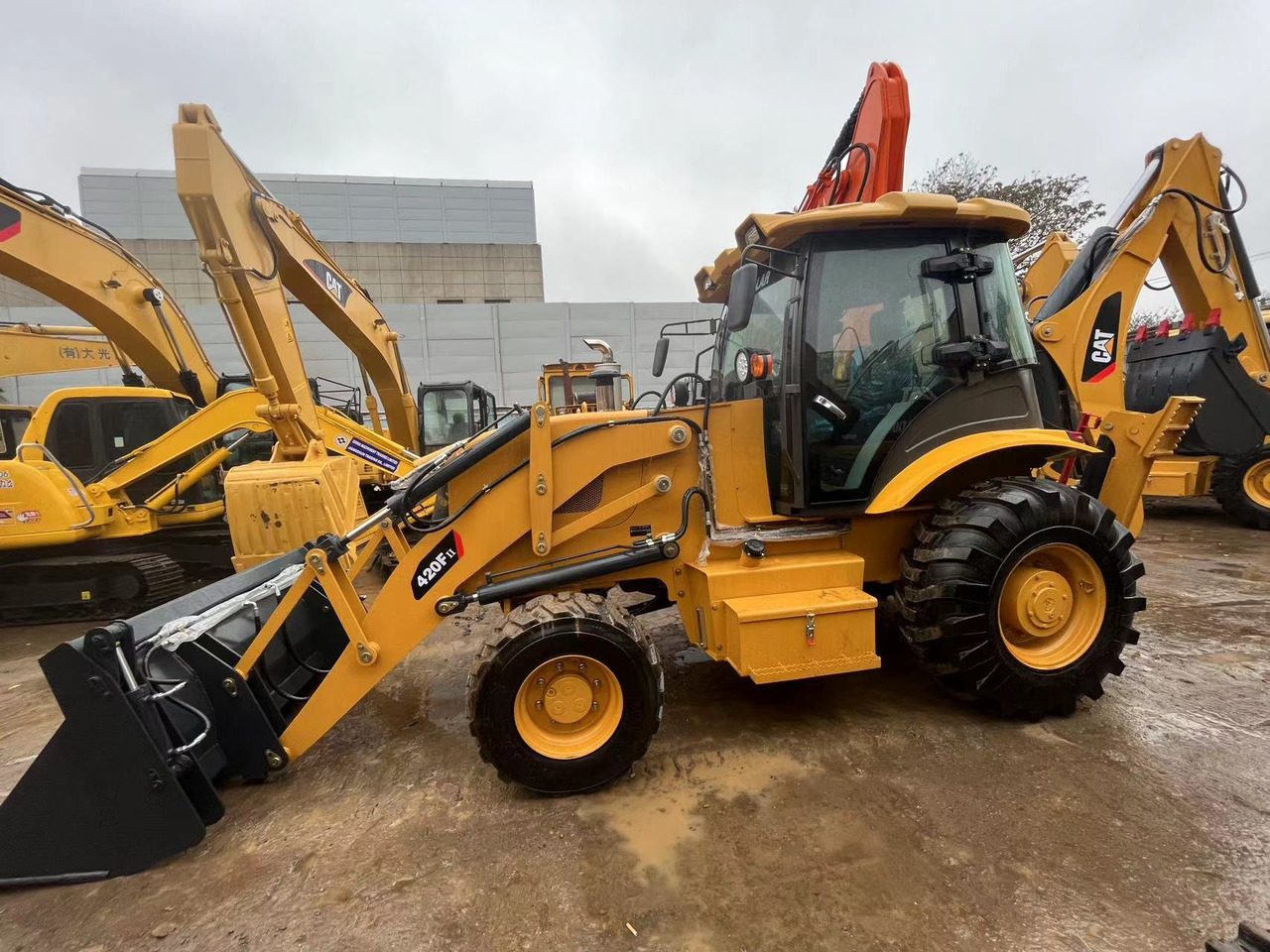 Caterpillar New Backhoe Loader 420F CAT Backhoe JCB 3CX 4CX on Sale - Graaflaadmachine: afbeelding 2 Caterpillar New Backhoe Loader 420F CAT Backhoe JCB 3CX 4CX on Sale - Graaflaadmachine: afbeelding 2