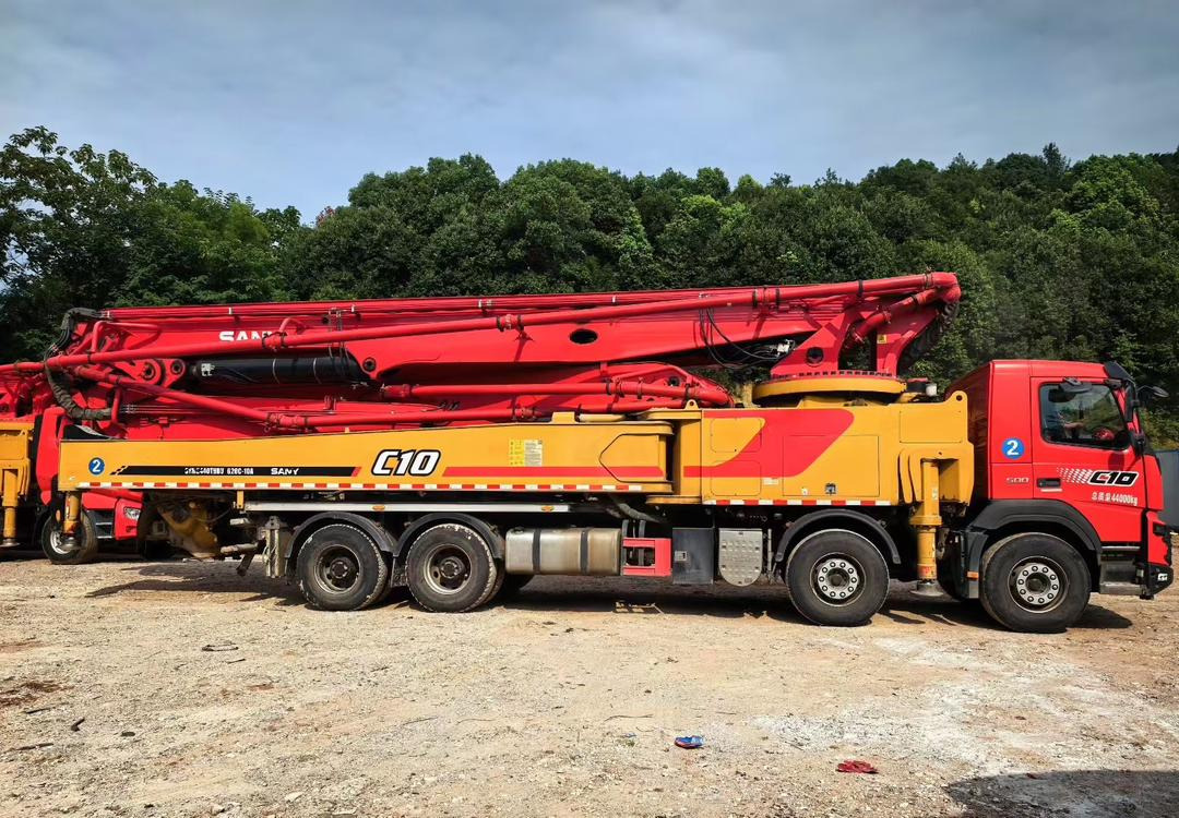 VOLVO 62 Meters Original Concrete Pump Truck Construction Machinery Cement Pumping Equipment Mounted Concrete Pump Truck for Sale - Betonpomp: afbeelding 4 VOLVO 62 Meters Original Concrete Pump Truck Construction Machinery Cement Pumping Equipment Mounted Concrete Pump Truck for Sale - Betonpomp: afbeelding 4