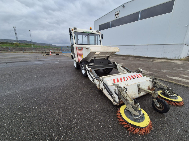 Piquersa D2500H-AG - Veegwagen: afbeelding 3 Piquersa D2500H-AG - Veegwagen: afbeelding 3