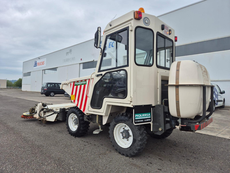 Piquersa D2500H-AG - Veegwagen: afbeelding 5 Piquersa D2500H-AG - Veegwagen: afbeelding 5