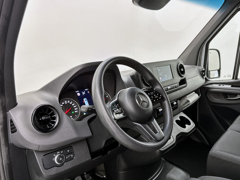 Mercedes-Benz Sprinter 315 1.9 CDI L2H2 Automaat Navigatie Luchtgeveerde stoel Camera Sidebars Cruise control Airco MBUX - Gesloten bestelwagen: afbeelding 4 Mercedes-Benz Sprinter 315 1.9 CDI L2H2 Automaat Navigatie Luchtgeveerde stoel Camera Sidebars Cruise control Airco MBUX - Gesloten bestelwagen: afbeelding 4