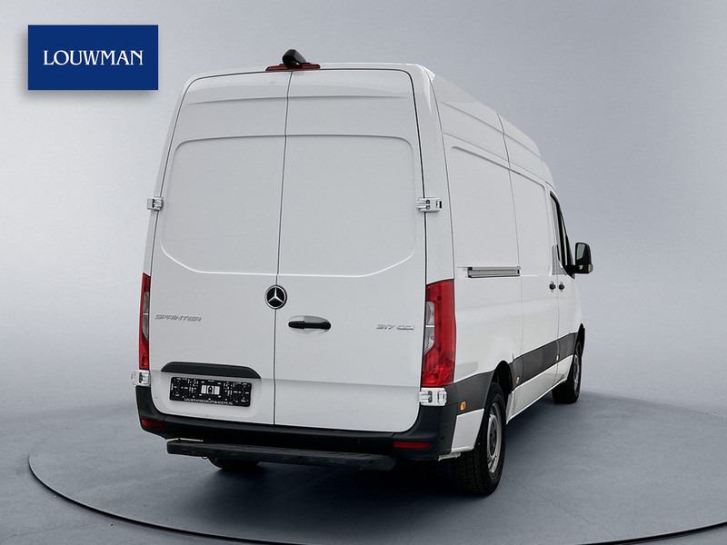 Mercedes-Benz Sprinter 317 1.9 CDI L2H2 Navigatie Achteruitrijcamera Apple Carplay/Android Auto Betimmering Cruise Control - Kleine bestelwagen: afbeelding 2 Mercedes-Benz Sprinter 317 1.9 CDI L2H2 Navigatie Achteruitrijcamera Apple Carplay/Android Auto Betimmering Cruise Control - Kleine bestelwagen: afbeelding 2
