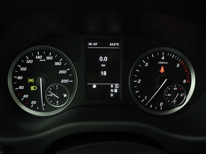 Mercedes-Benz Vito 114 CDI 2x Schuifdeur Trekhaak Achteruitrijcamera Apple Carplay/Android Auto Nieuw Direct Leverbaar BPM-Vrij - Kleine bestelwagen: afbeelding 5 Mercedes-Benz Vito 114 CDI 2x Schuifdeur Trekhaak Achteruitrijcamera Apple Carplay/Android Auto Nieuw Direct Leverbaar BPM-Vrij - Kleine bestelwagen: afbeelding 5